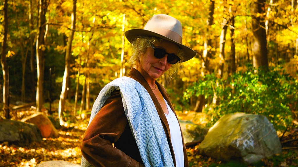 Amy Irving to Release First Album Born in a Trunk – The Hollywood Reporter