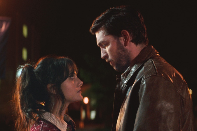 Cat Person Stars Nicholas Braun and Emilia Jones Bonded Over ‘Horrible Kiss’