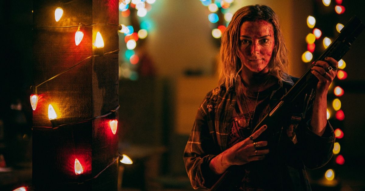 Riley Dandy and Sam Delich Were Freaked Out by the Robotic Santa Claus in Christmas Bloody Christmas