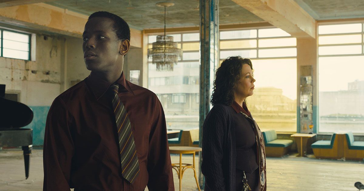 Tom Brooke plays Neil in Sam Mendes’ newest film Empire of Light. Check out our interview with the English actor.