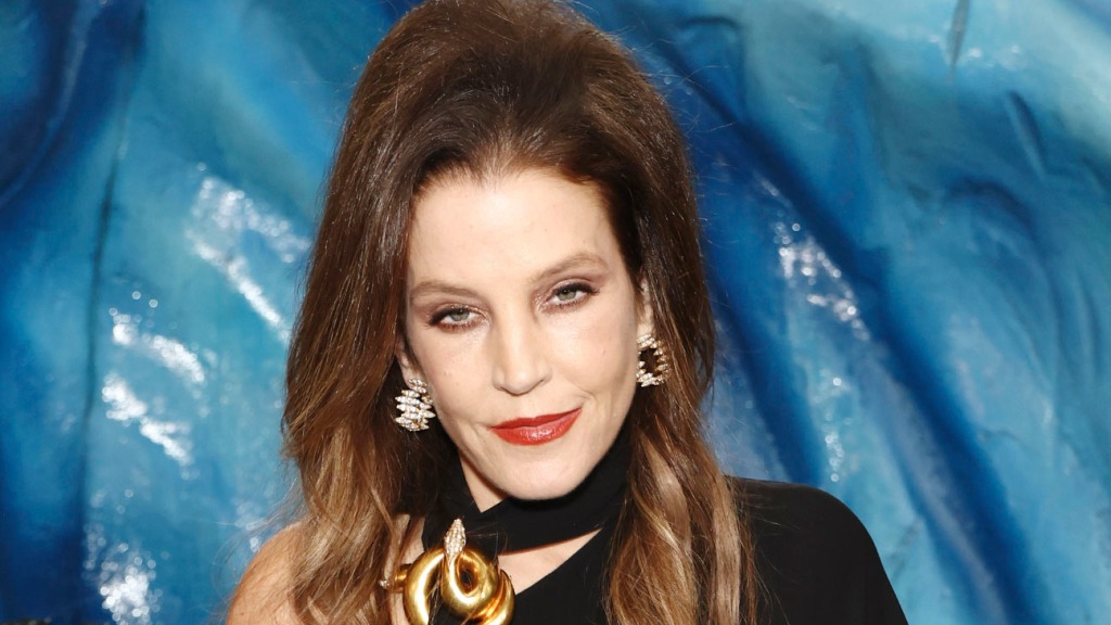 Lisa Marie Presley Hospitalized After Suffering Cardiac Arrest – The Hollywood Reporter